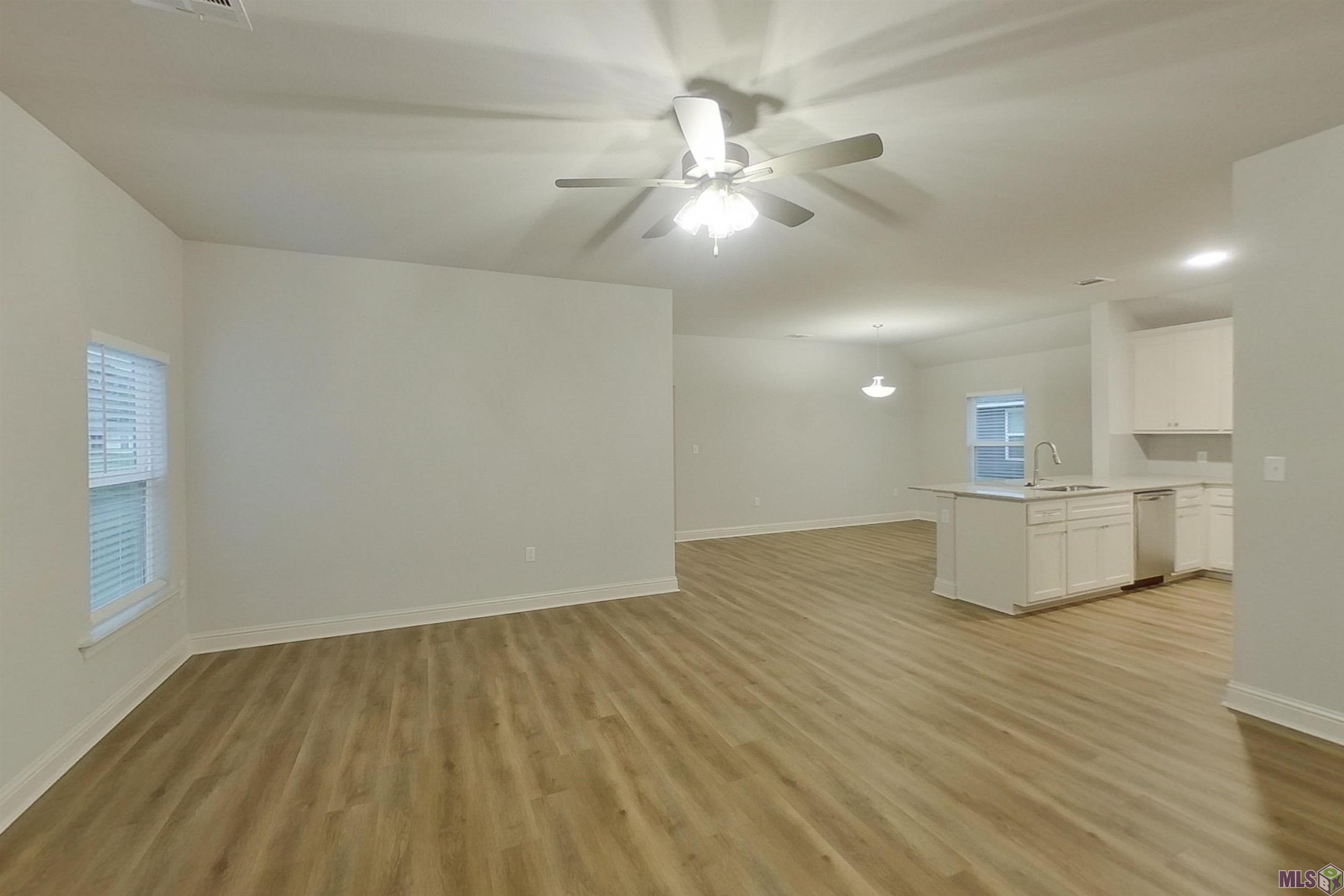 8034 Elliot Road Baton Rouge, LA 70817 - Photo 2 of 22