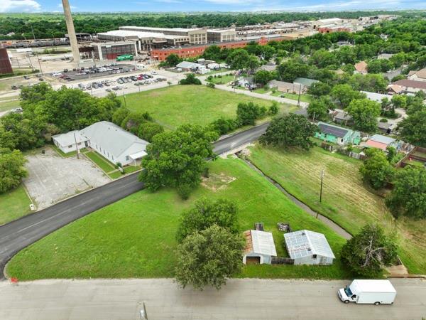 602 Trinity Street Cleburne, TX 76031 - Photo 5 of 11