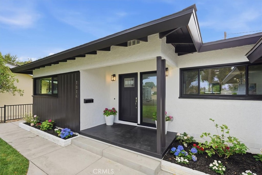 1814 North Studebaker Road Long Beach, CA 90815 - Photo 2 of 32