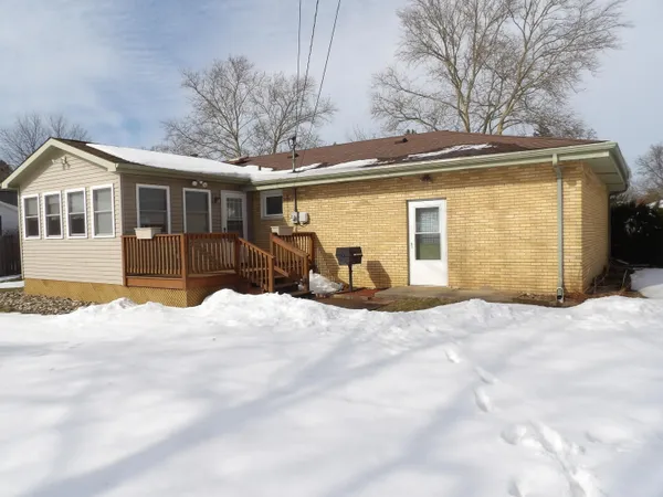 $259,900 | 415 Remus Drive, Buchanan, MI 49107