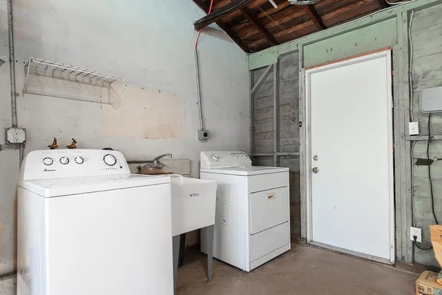 $3,900 | 7287 Blackton Drive, La Mesa, CA 91941