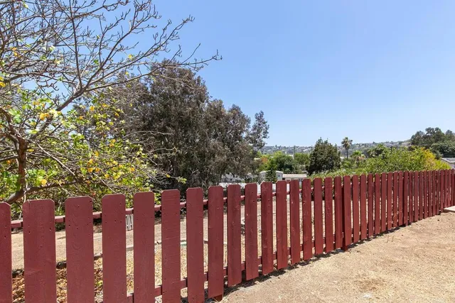 $3,900 | 7287 Blackton Drive, La Mesa, CA 91941