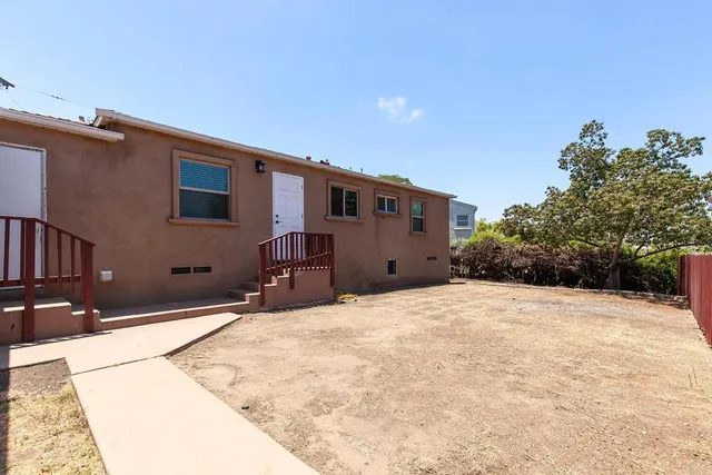$3,900 | 7287 Blackton Drive, La Mesa, CA 91941