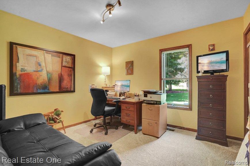 2360 Ford Road White Lake, MI 48383 - Photo 30 of 54