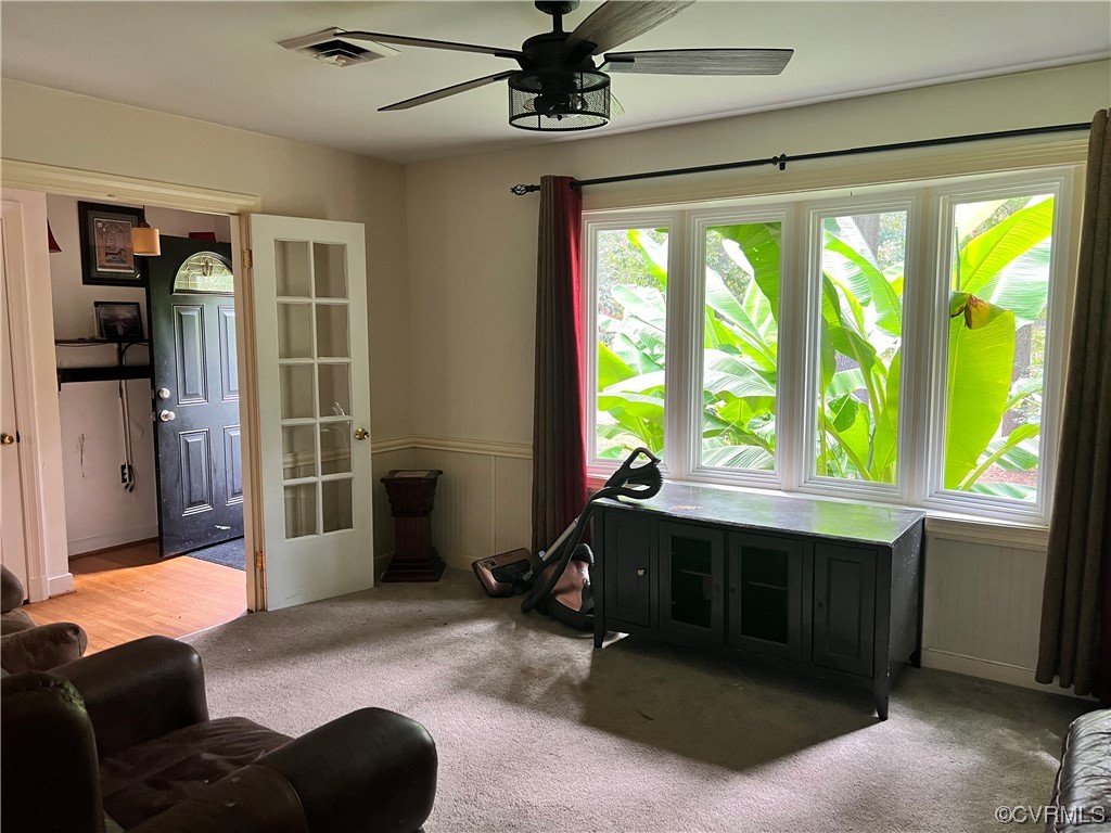 7751 Varann Road Henrico, VA 23231 - Photo 3 of 13 a room with furniture and window