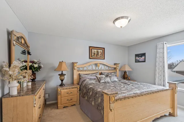 $475,000 | 833 102nd Lane Northeast, Blaine, MN 55434