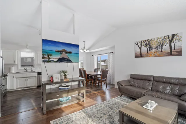 $475,000 | 833 102nd Lane Northeast, Blaine, MN 55434