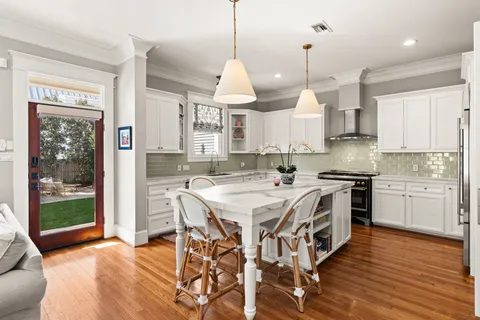 $1,599,900 | 1236 Omar Street, Houston, TX 77008