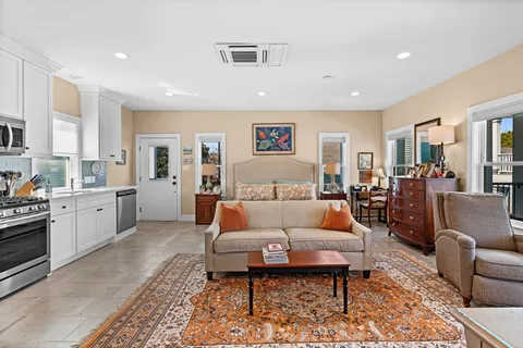 $1,599,900 | 1236 Omar Street, Houston, TX 77008