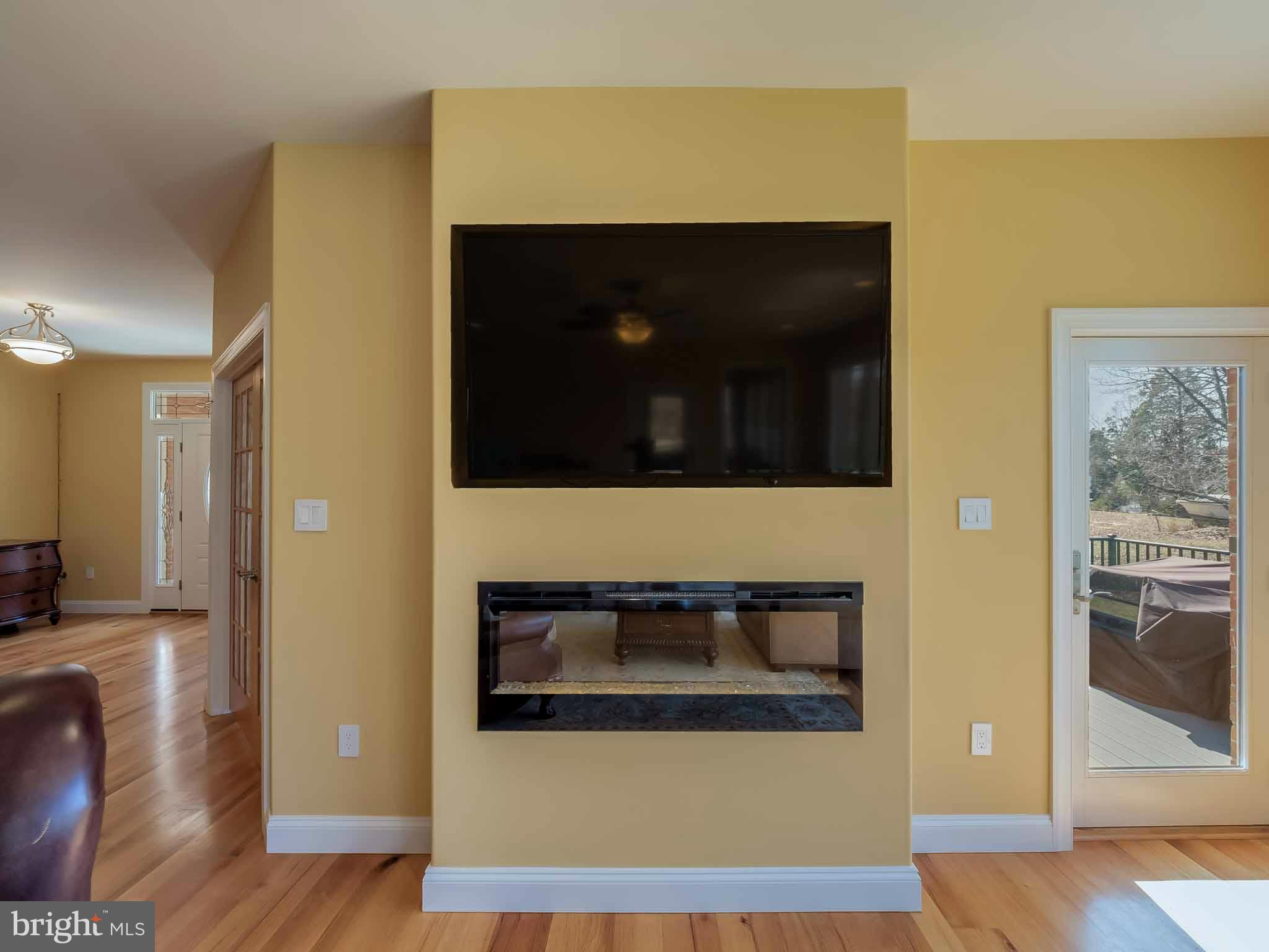 10 Back Creek Road Dowell, MD 20688 - Photo 8 of 30 Interior (General)/great room