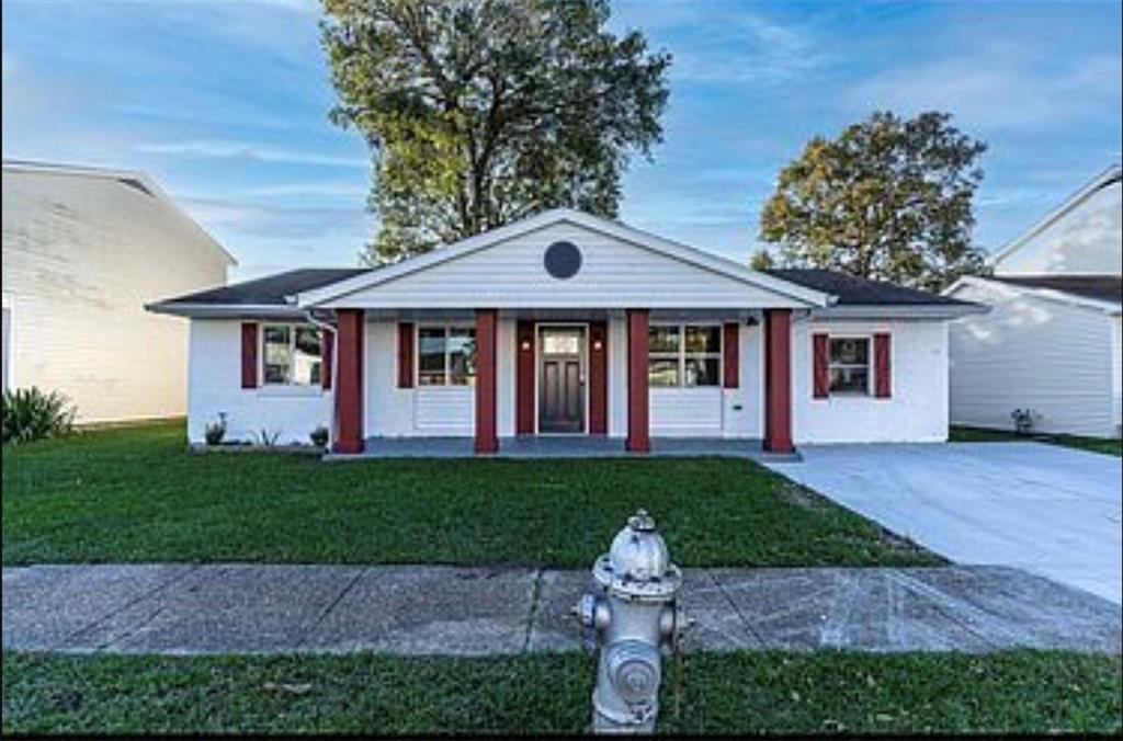 832 Morningside Drive Gretna, LA 70056 - Photo 1 of 15
