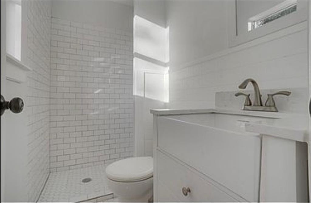 832 Morningside Drive Gretna, LA 70056 - Photo 10 of 15