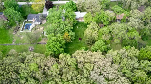 $300,000 | 26339 South Woodlawn Avenue, Crete, IL 60417