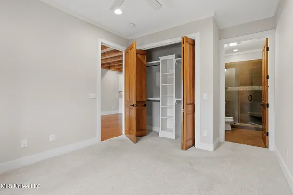 $420,000 | 301 Northlake Avenue, Unit 213, Ridgeland, MS 39157