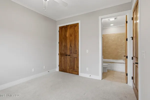 $420,000 | 301 Northlake Avenue, Unit 213, Ridgeland, MS 39157