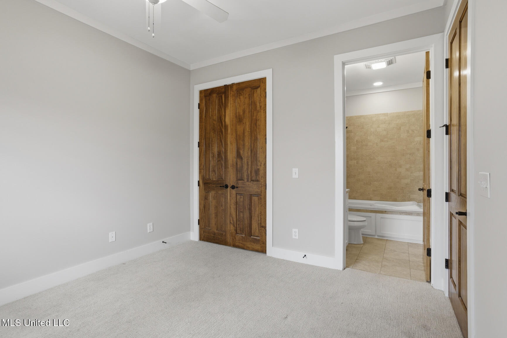 301 Northlake Avenue, Unit 213 Ridgeland, MS 39157 - Photo 19 of 22 301 Northlake #213-9