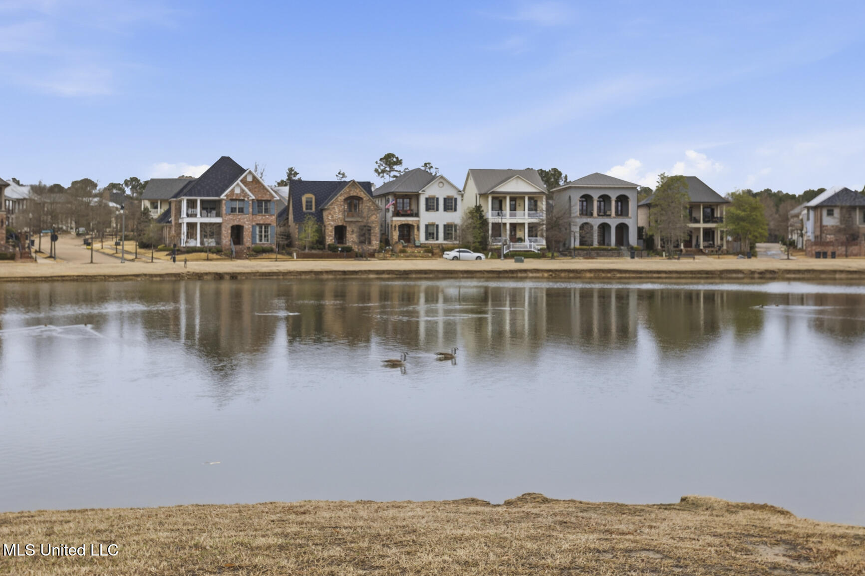 301 Northlake Avenue, Unit 213 Ridgeland, MS 39157 - Photo 6 of 22 301 Northlake #213-18