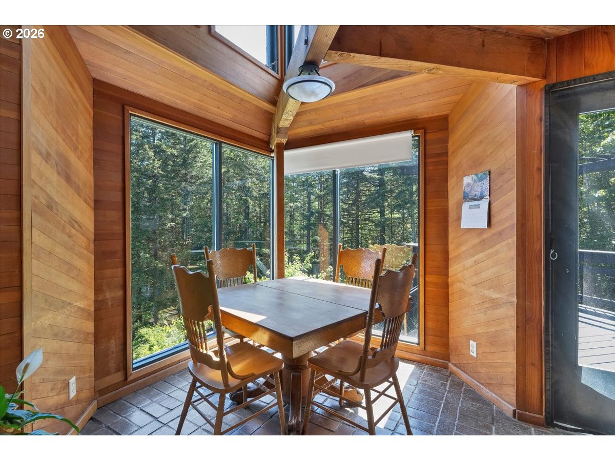 18520 Rock Creek Road Sheridan, OR 97378 - Photo 10 of 40