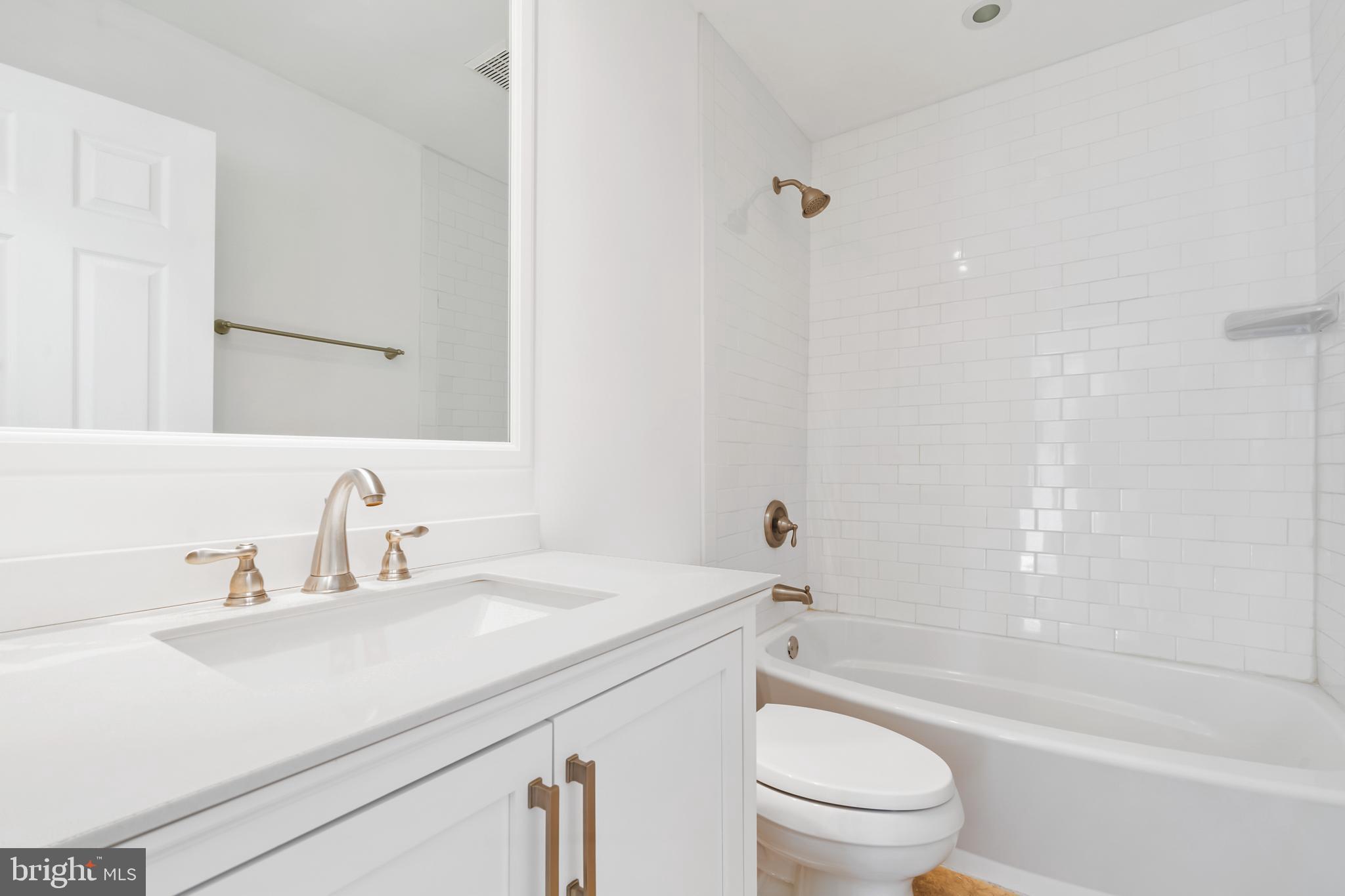 409 Riverview Road Chestertown, MD 21620 - Photo 10 of 29 1st Floor Bath