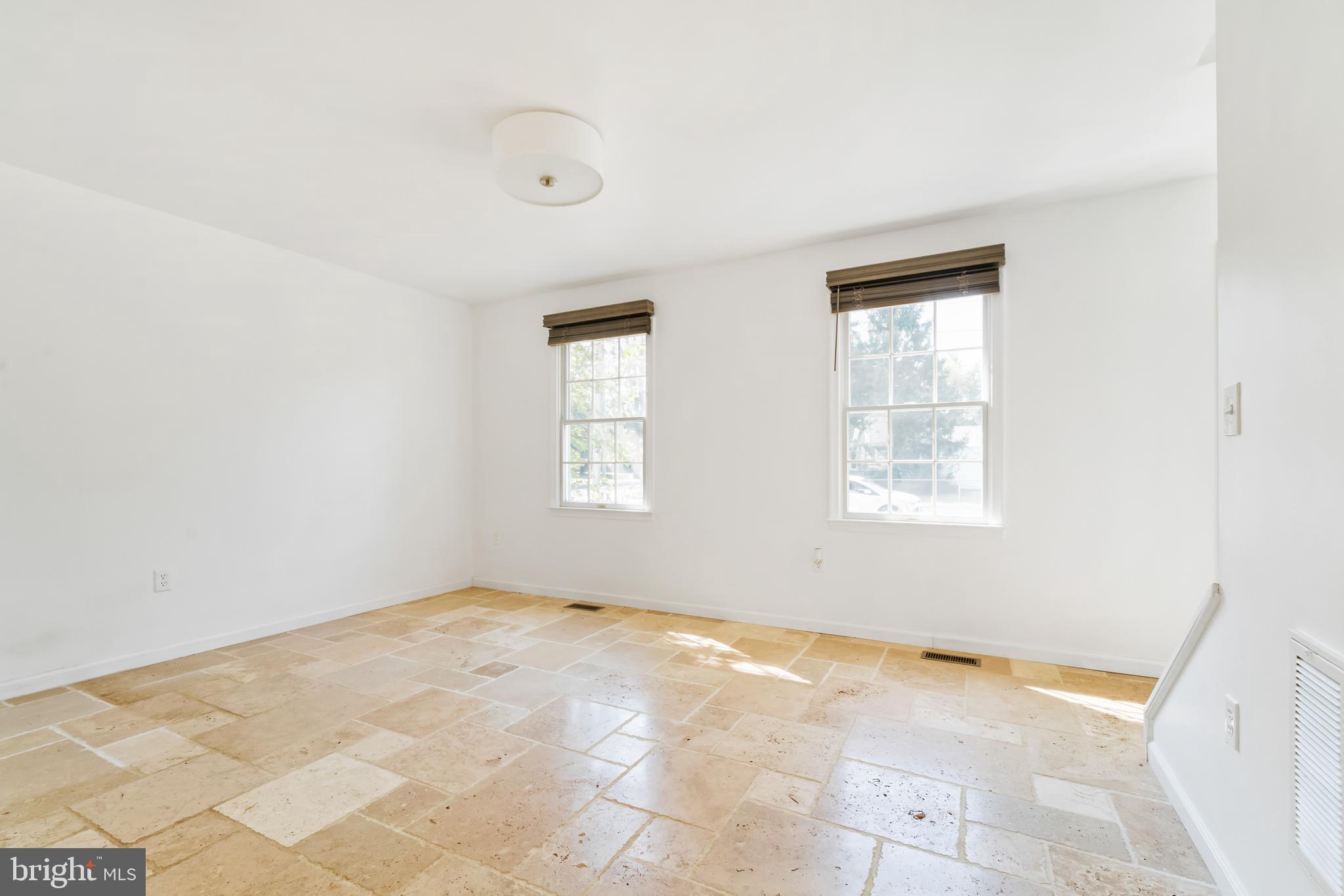 409 Riverview Road Chestertown, MD 21620 - Photo 6 of 29 Dining/Family Room