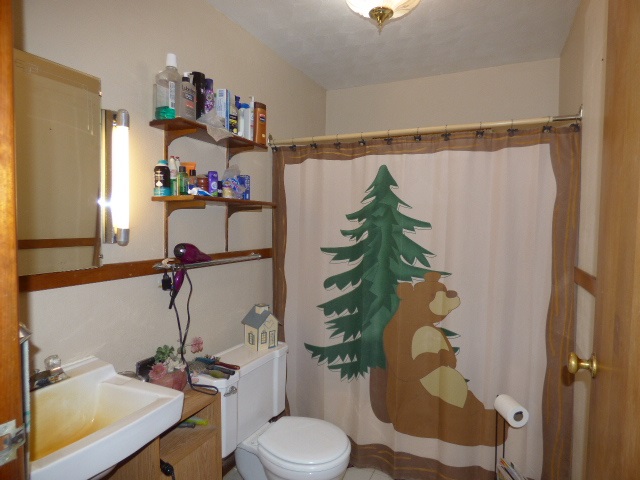 6485 Lee Road Lawrence, IN 46236 - Photo 6 of 11 Gallery Image 6