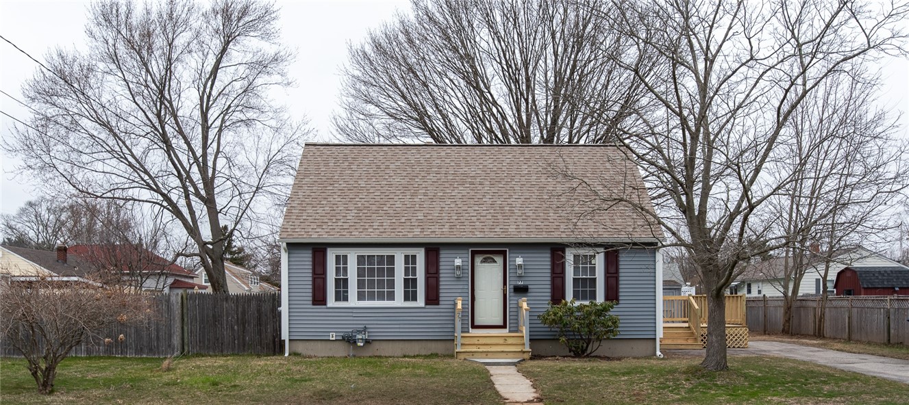77 Johnson Avenue Warwick, RI 02886 - Photo 29 of 29 Welcome Home!
