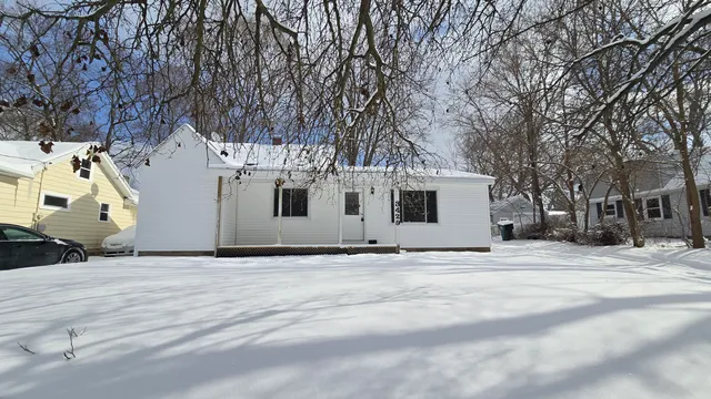 $139,999 | 3429 Lowcroft Avenue, Lansing, MI 48910