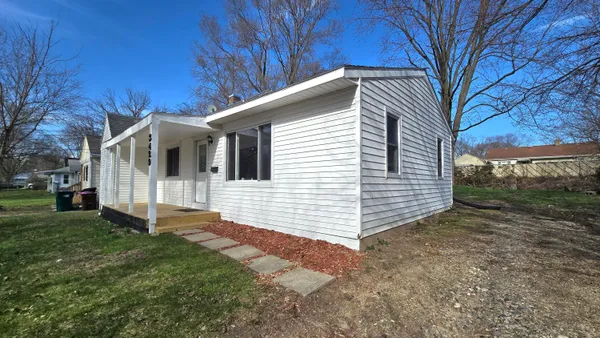 $139,500 | 3429 Lowcroft Avenue, Lansing, MI 48910