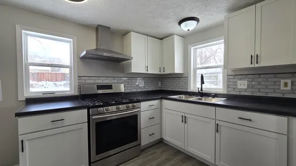 $139,999 | 3429 Lowcroft Avenue, Lansing, MI 48910