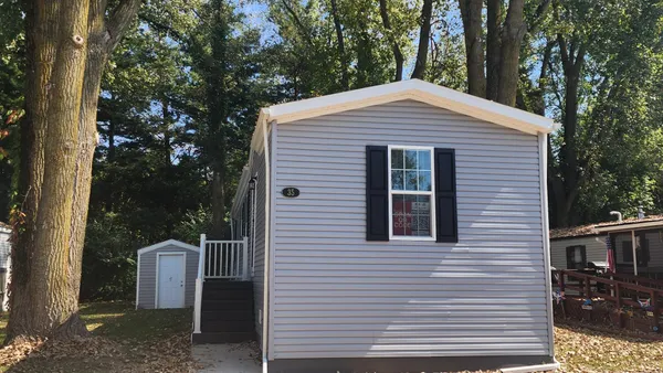 $59,900 | 875 West Grand River Avenue, Unit 35, Williamston, MI 48895