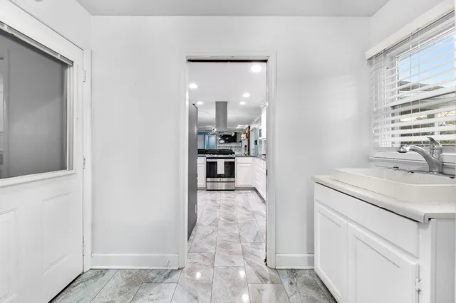 $649,999 | 104 Terry Lane, Cornersville, TN 37047