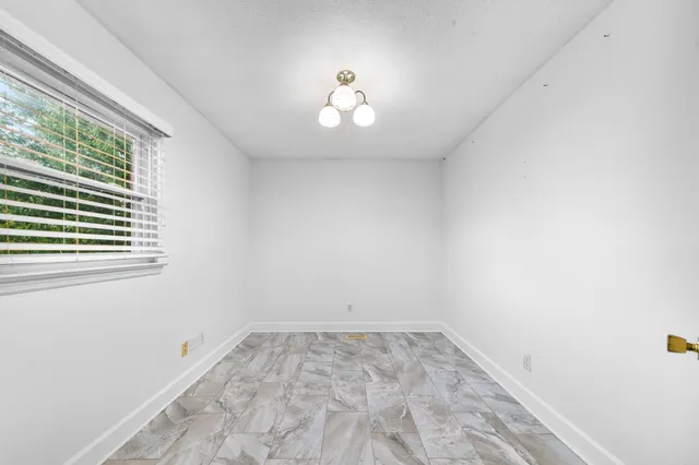 $649,999 | 104 Terry Lane, Cornersville, TN 37047