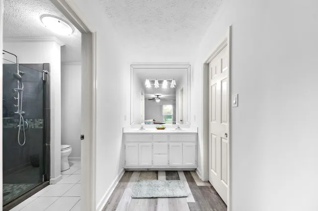 $649,999 | 104 Terry Lane, Cornersville, TN 37047