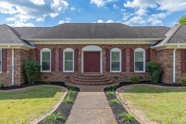 $679,000 | 104 Terry Lane, Cornersville, TN 37047