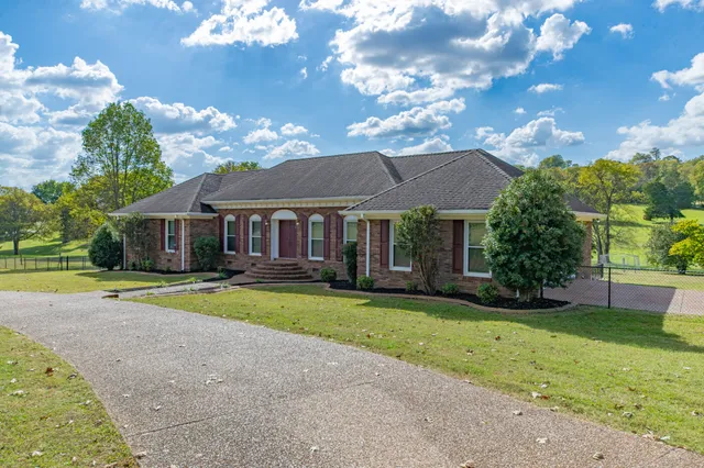 $679,000 | 104 Terry Lane, Cornersville, TN 37047