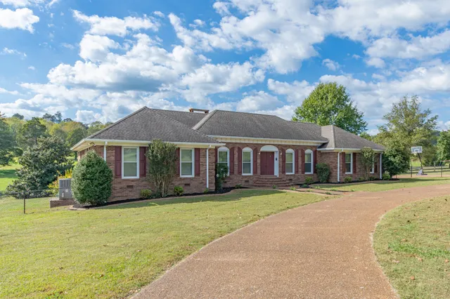 $649,999 | 104 Terry Lane, Cornersville, TN 37047