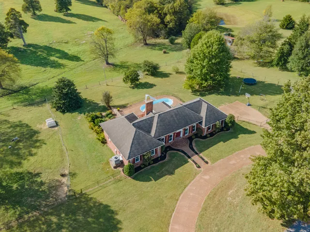 $649,999 | 104 Terry Lane, Cornersville, TN 37047