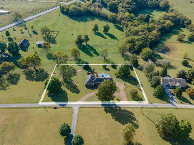 $679,000 | 104 Terry Lane, Cornersville, TN 37047