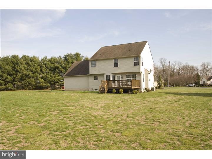 9 Island Road Monroeville, NJ 08343 - Photo 3 of 25