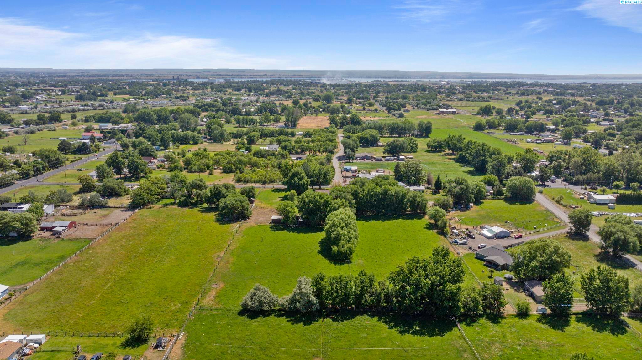 29304 South Gerards Road Kennewick, WA 99337 - Photo 41 of 47 Gallery Image 41