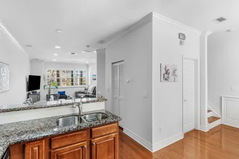 $749,000 | 290 Northeast 5th Avenue, Unit 6, Delray Beach, FL 33483