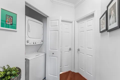 $749,000 | 290 Northeast 5th Avenue, Unit 6, Delray Beach, FL 33483