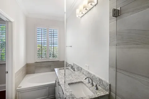 $749,000 | 290 Northeast 5th Avenue, Unit 6, Delray Beach, FL 33483