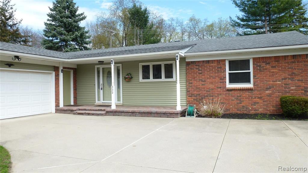332 Texas Avenue Rochester, MI 48309 - Photo 2 of 28
