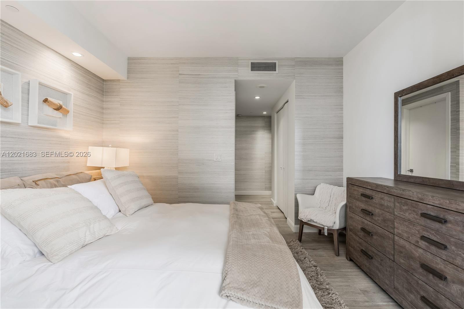 55 Southwest 9th Street, Unit 4001 Miami, FL 33130 - Photo 15 of 34