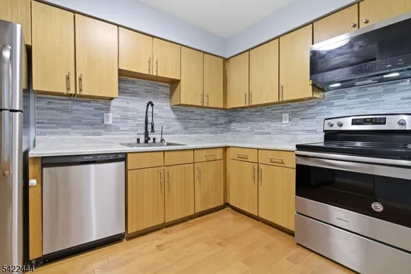 $399,000 | 308 Passaic Avenue, Unit 215, Harrison, NJ 07029