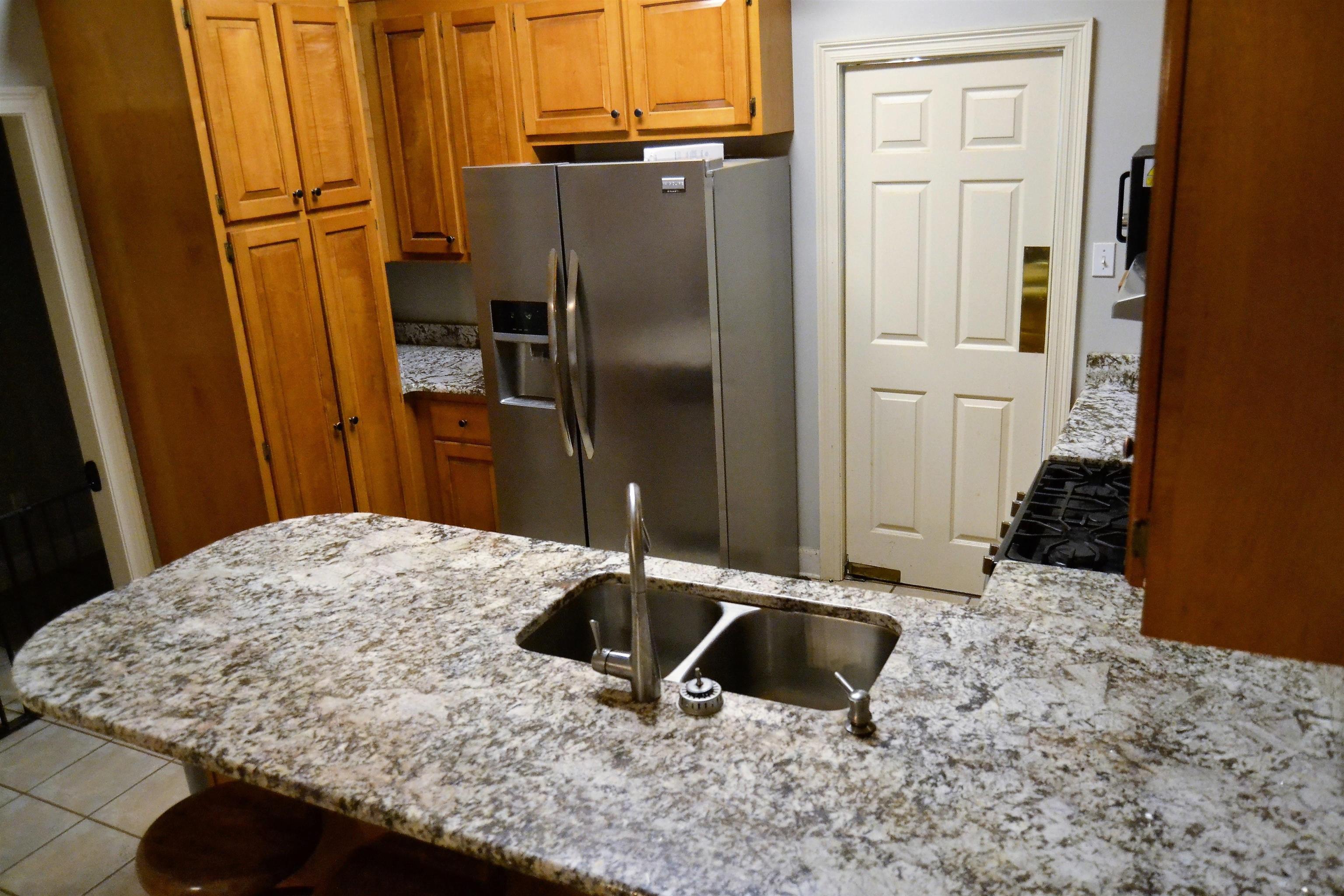 129 General Canby Loop Daphne, AL 36527 - Photo 17 of 23 Kitchen