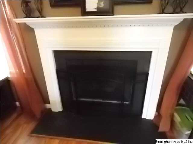 609 Meriweather Drive Calera, AL 35040 - Photo 4 of 31