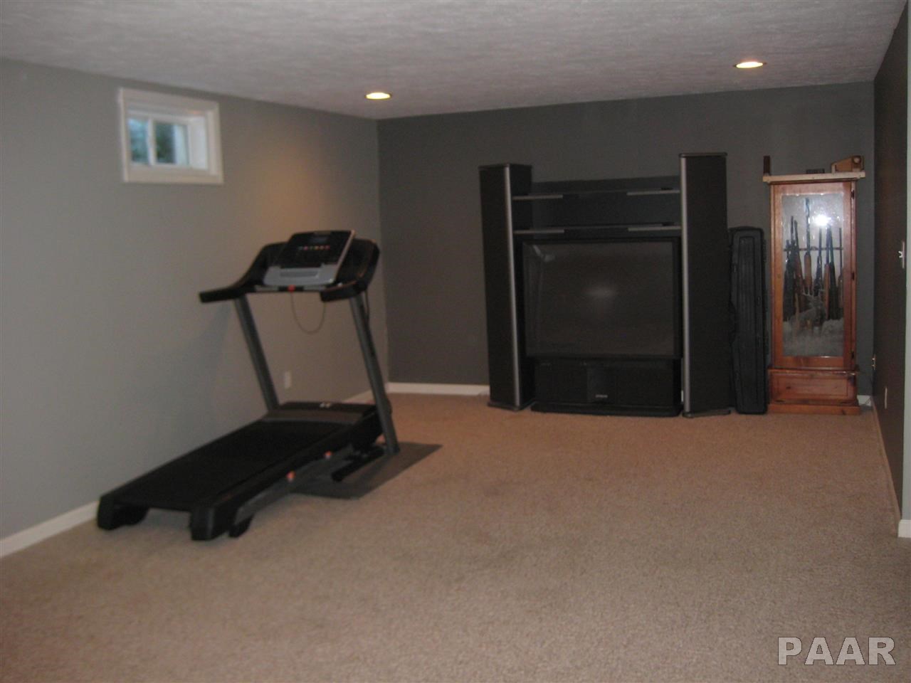1937 Cobblestone Washington, IL 61571 - Photo 16 of 22 Gallery Image 16