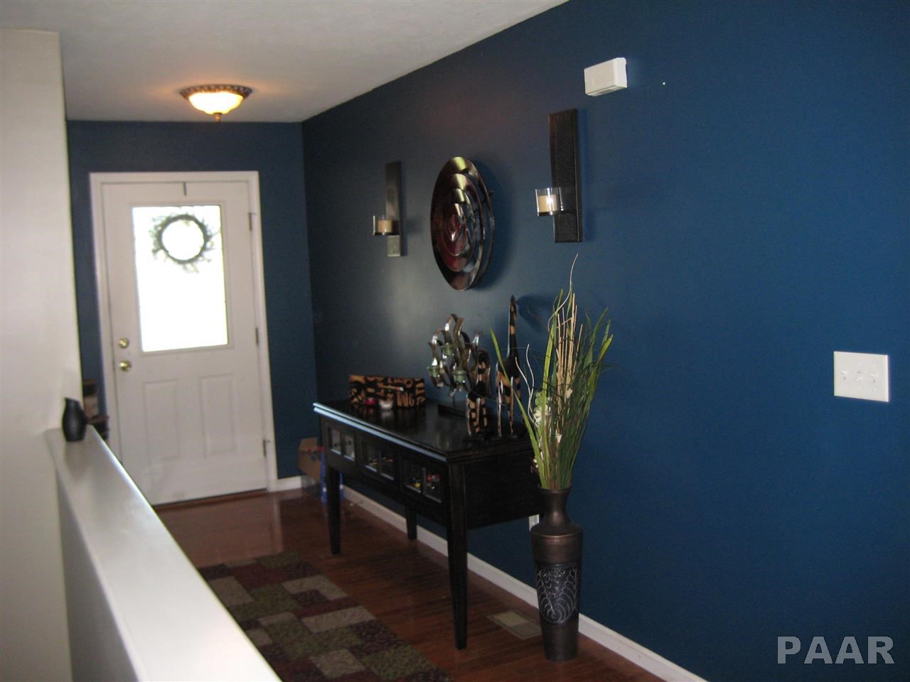 1937 Cobblestone Washington, IL 61571 - Photo 3 of 22 Gallery Image 3